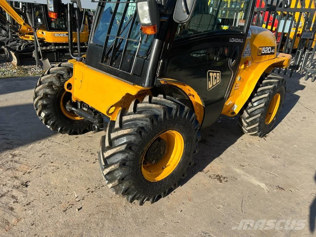 JCB 520-40 Телескопические погрузчики