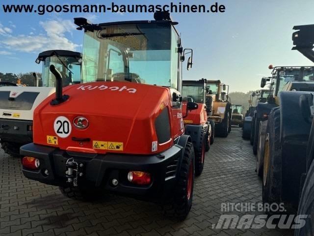 Kubota R 090 Фронтальные погрузчики