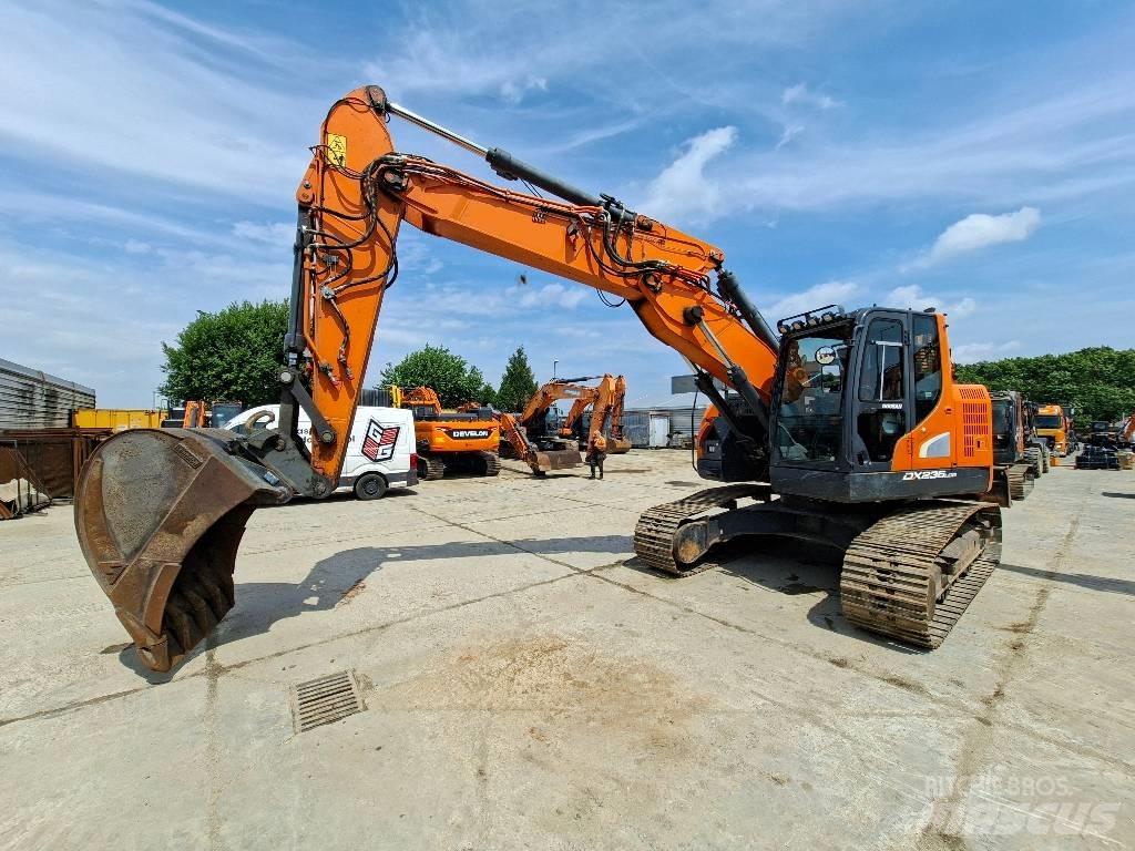 Doosan DX 235 LCR-5 Гусеничные экскаваторы