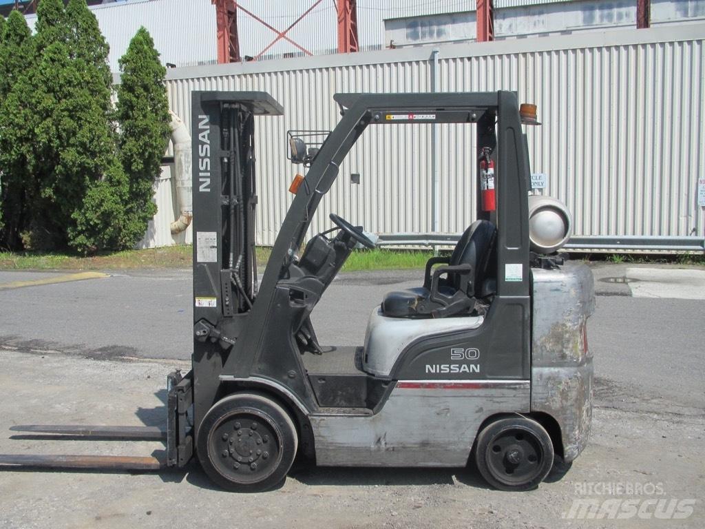 Nissan MCP1F2A25LV Внедорожные погрузчики