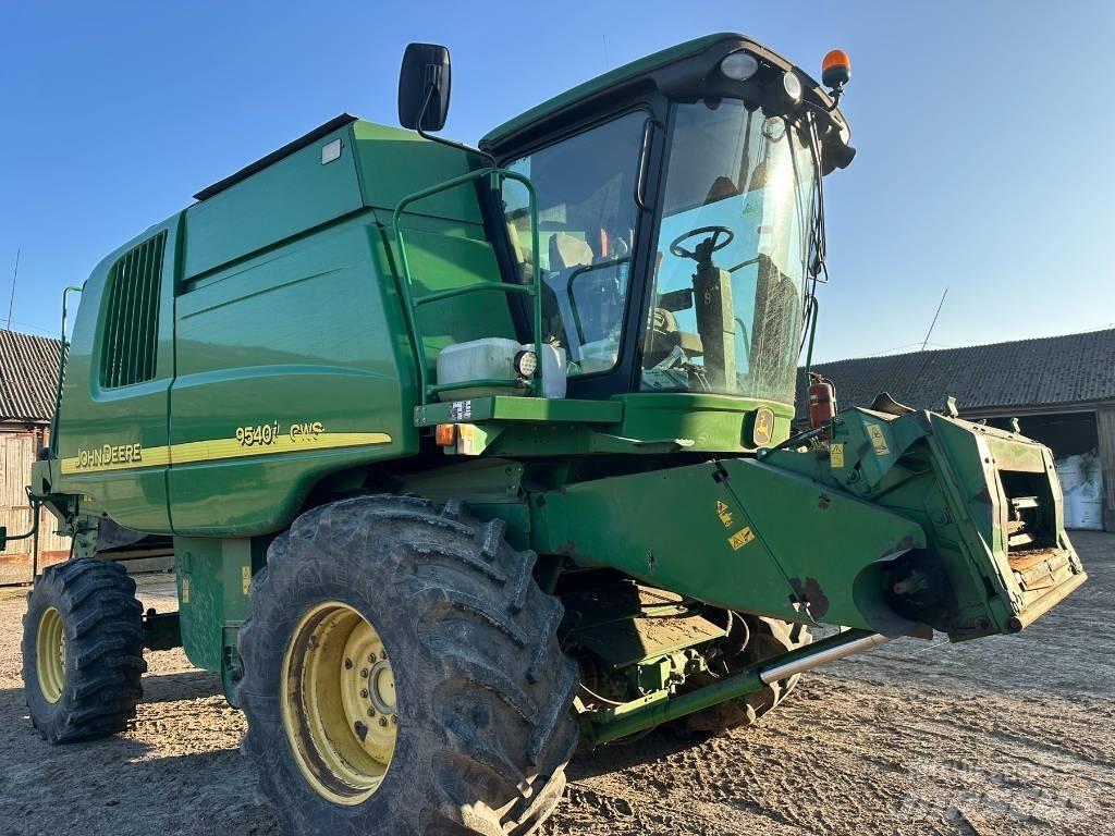 John Deere 9540 CWS Зерноуборочные комбайны