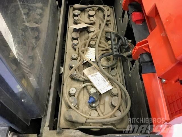 Toyota SWE 120 L Ручные штабелёры с электроподъёмом