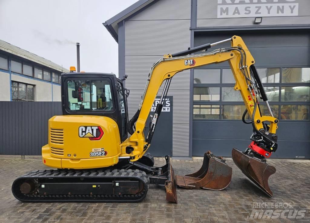 CAT 305 E2 Мини-экскаваторы