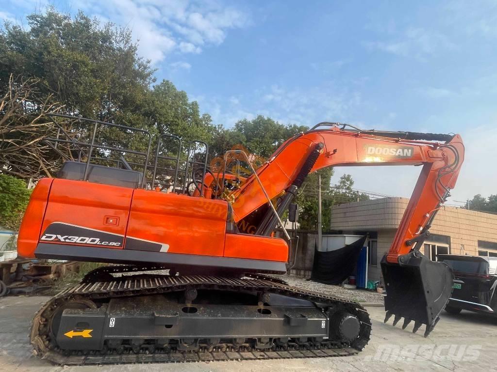 Doosan DX300LC-9C Гусеничные экскаваторы