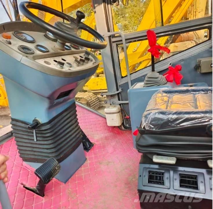 XCMG XS 142 J Уплотнители грунта