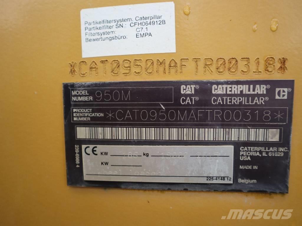 CAT 950M Фронтальные погрузчики
