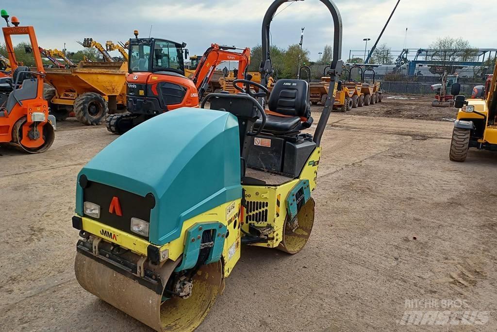 Ammann APX12 Катки тротуарные