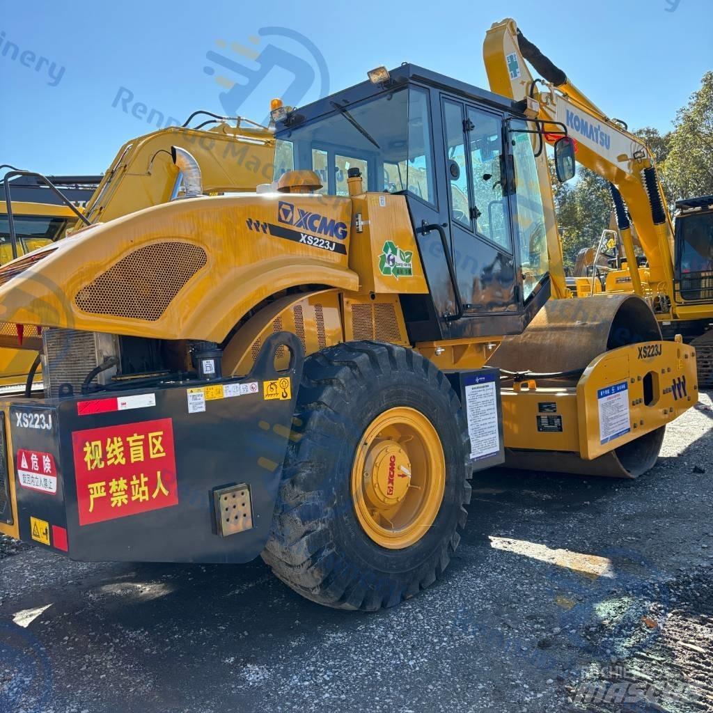 XCMG XS223J Грунтовые катки
