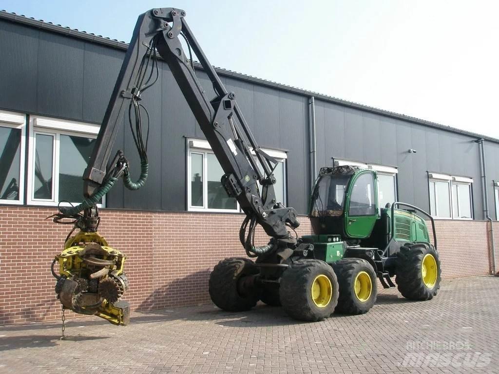 John Deere 1270E Харвестеры