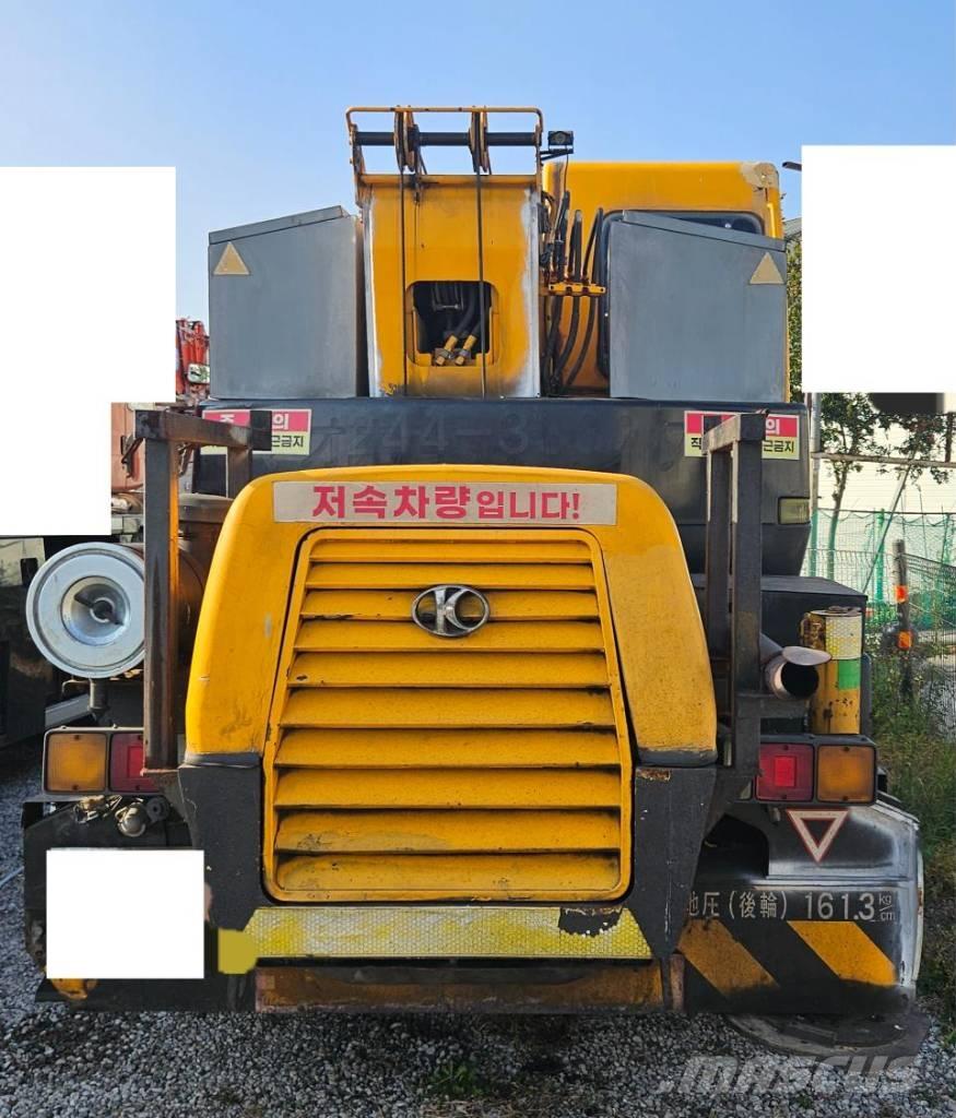 Kato MR 100 Автокраны вездеходы