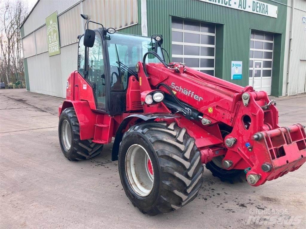 Schäffer 9330 T Сельскохозяйственные телескопические погрузчики
