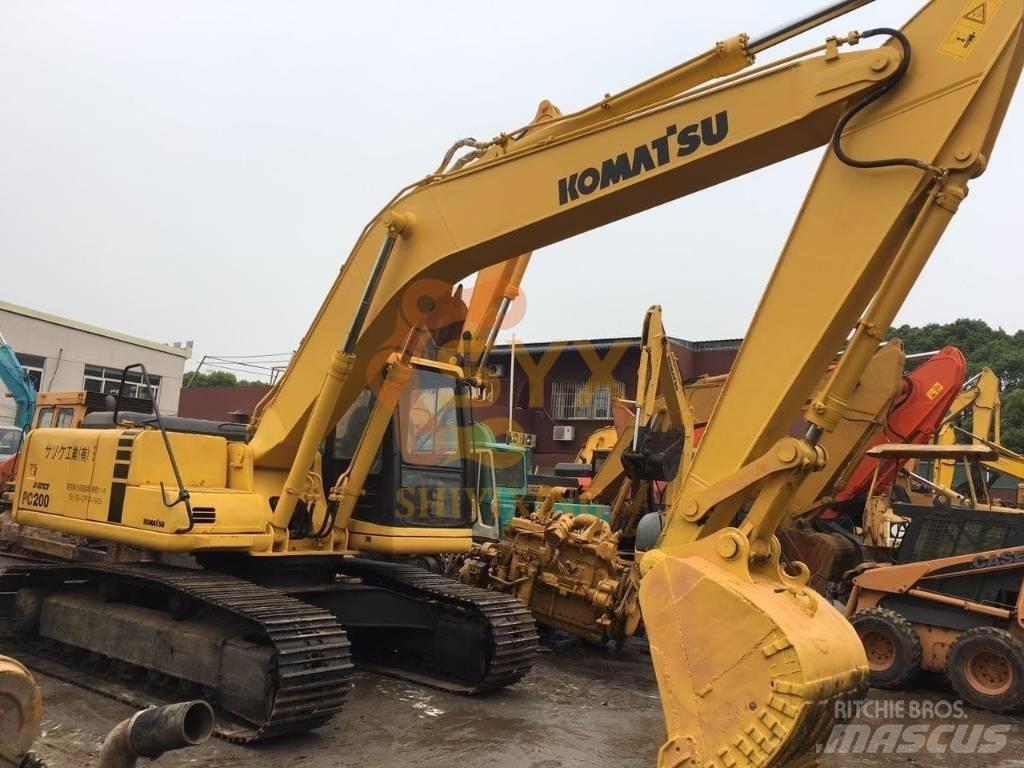 Komatsu PC 200 Гусеничные экскаваторы