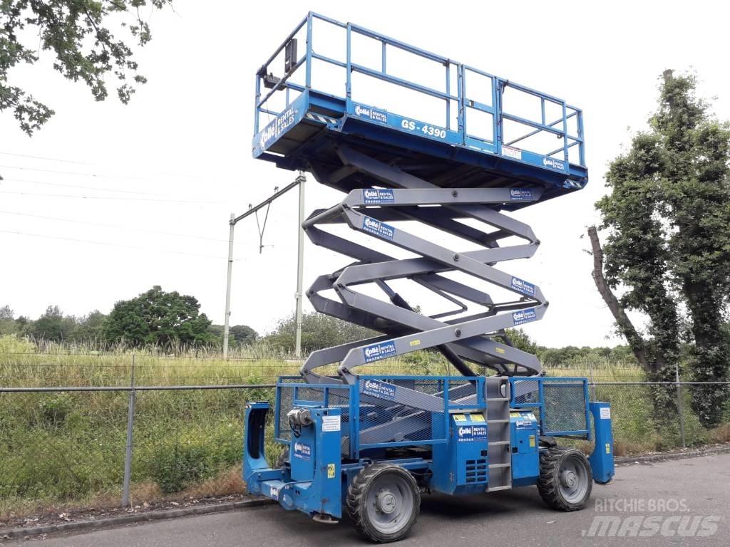 Genie GS 4390 RT Ножничные подъемники