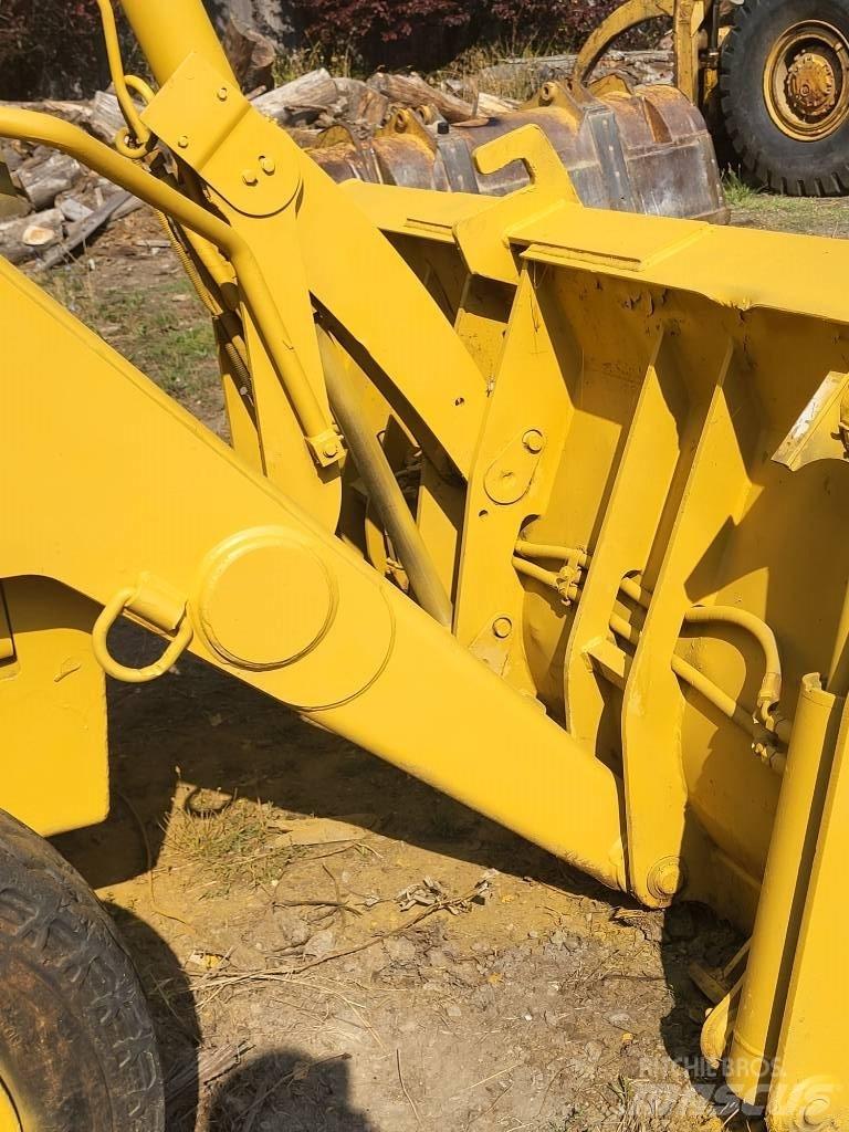 CAT 426B Экскаваторы-погрузчики