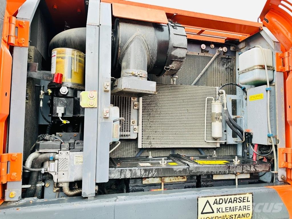 Hitachi Zaxis 170 W Колёсные экскаваторы