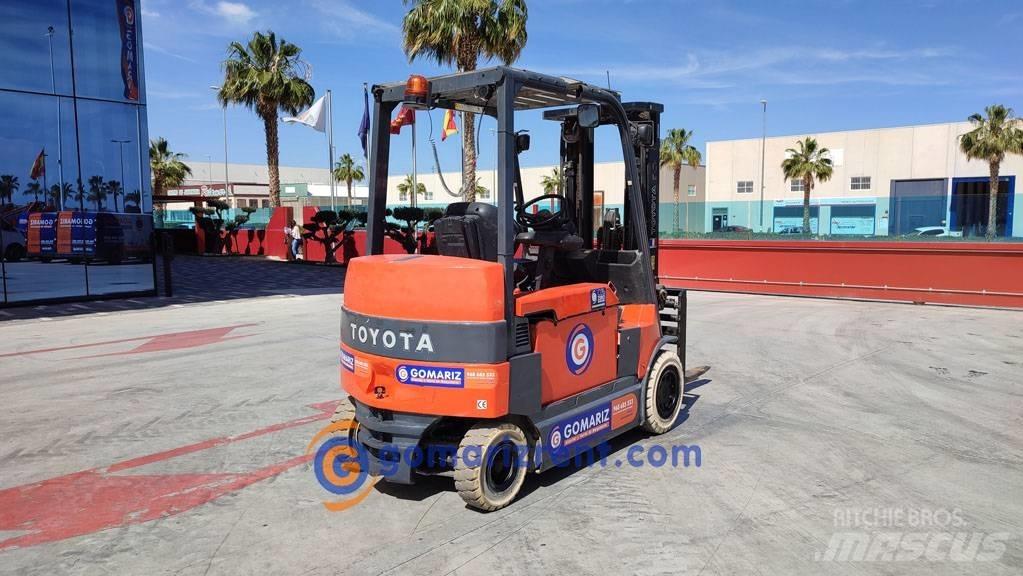 Toyota 7 FBM 30 Электропогрузчики