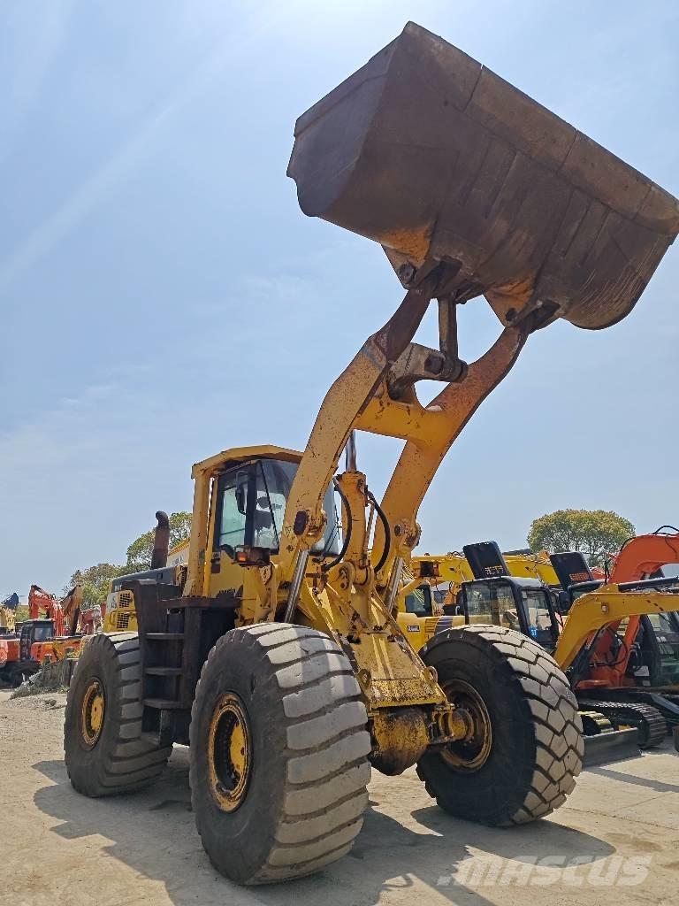 Komatsu WA 500 Фронтальные погрузчики