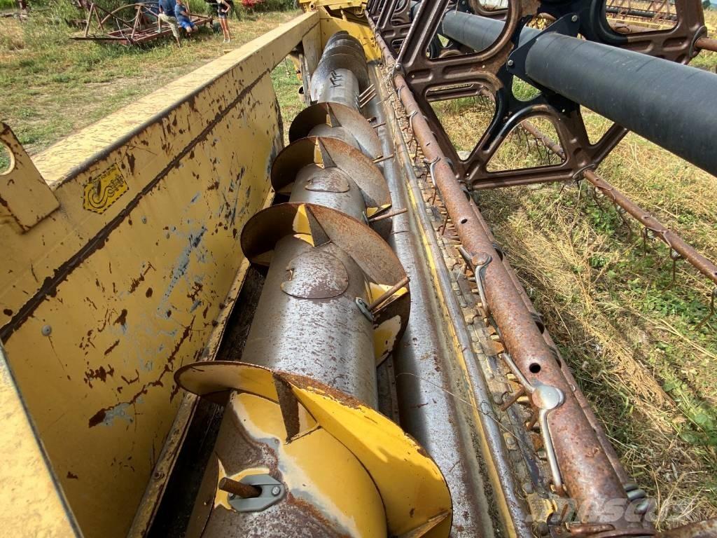 New Holland TX 68 Зерноуборочные комбайны