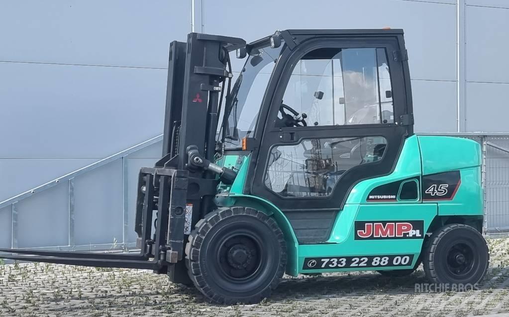 Mitsubishi FD45NT Дизельные погрузчики