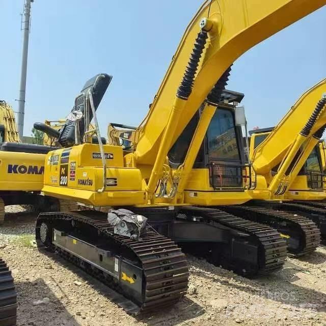 Komatsu PC 200-8 Малые экскаваторы 7т-12т
