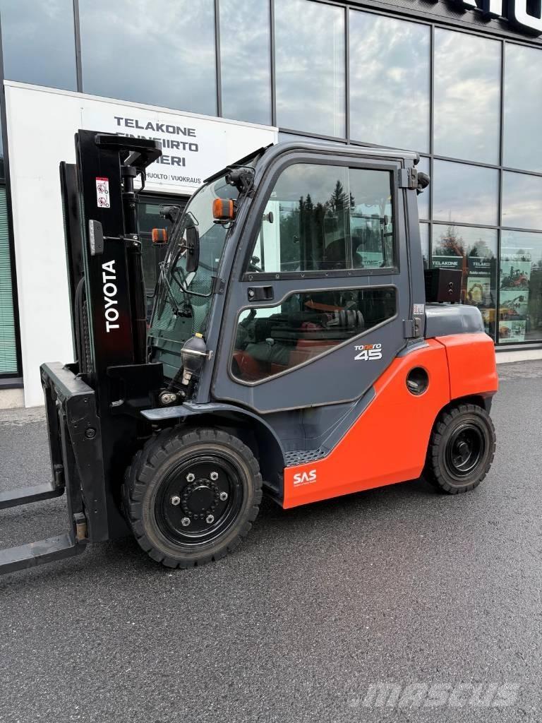 Toyota 40-8 FD 40 N Дизельные погрузчики