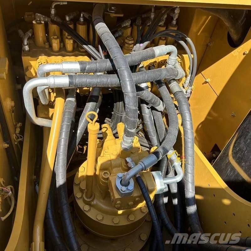 CAT 320 D Гусеничные экскаваторы