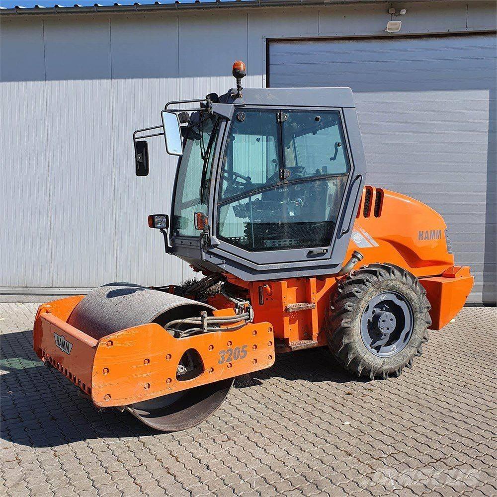 Hamm 3205 Уплотнители грунта