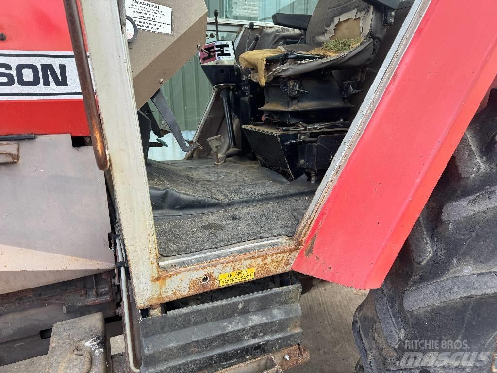 Massey Ferguson 2720 Трактора