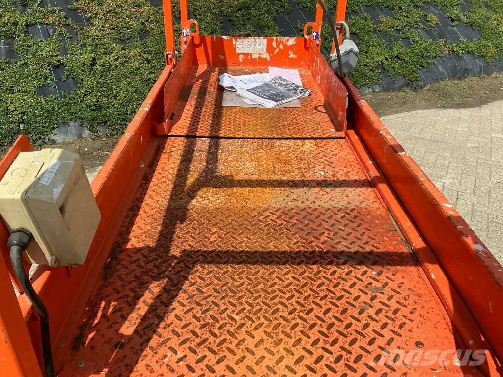 SkyJack SJ III 3219 Ножничные подъемники