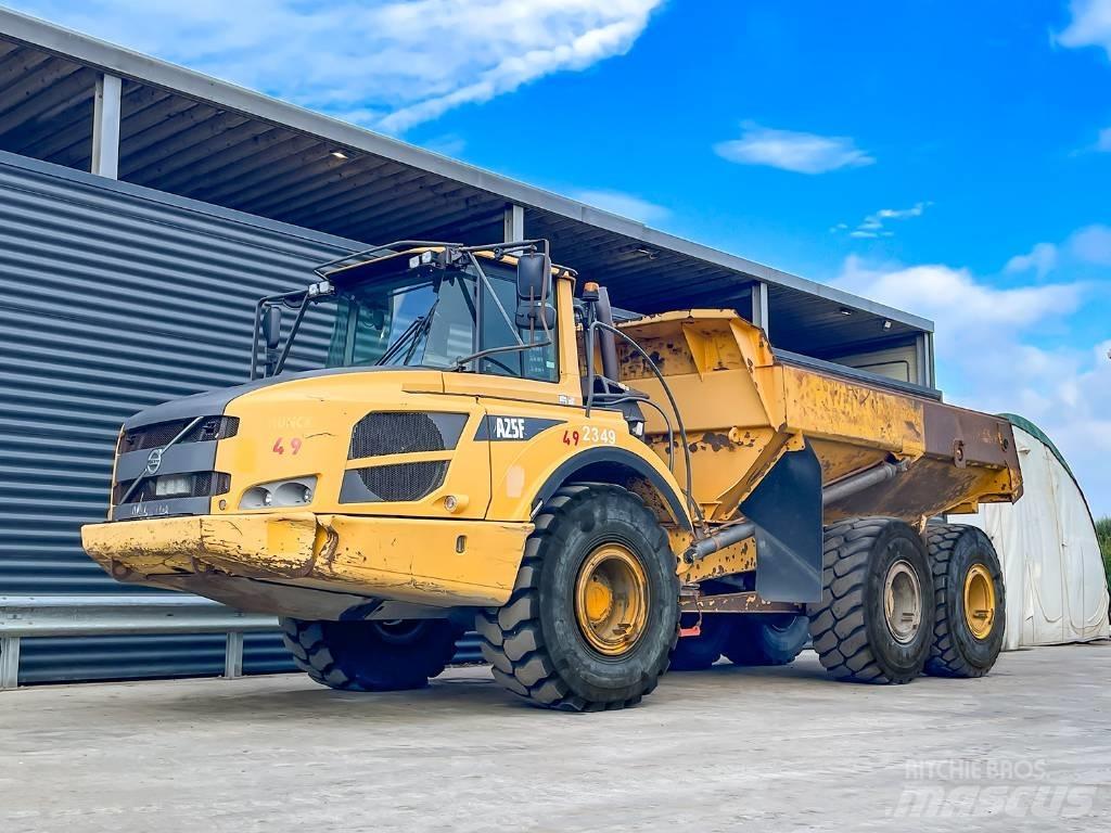 Volvo A25F Шарнирно-сочленённые самосвалы