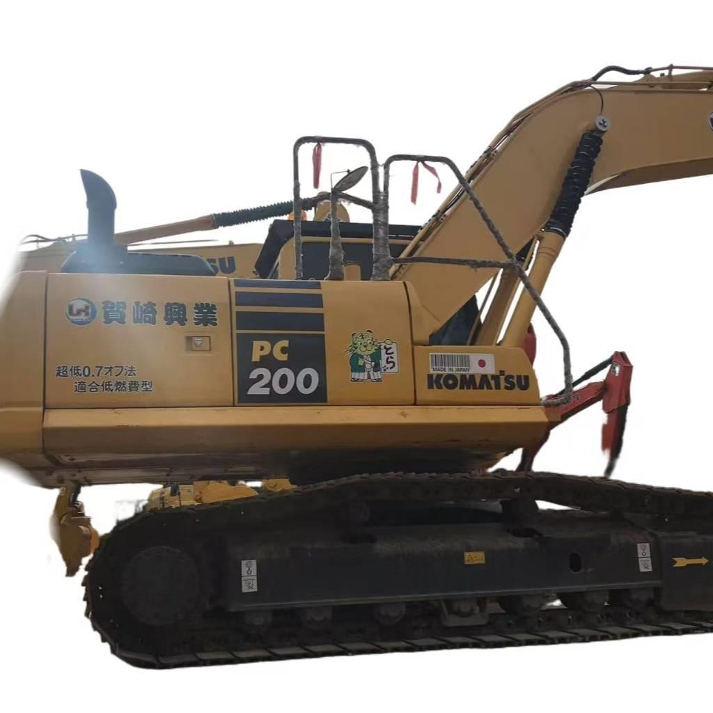 Komatsu PC 200-8 Гусеничные экскаваторы