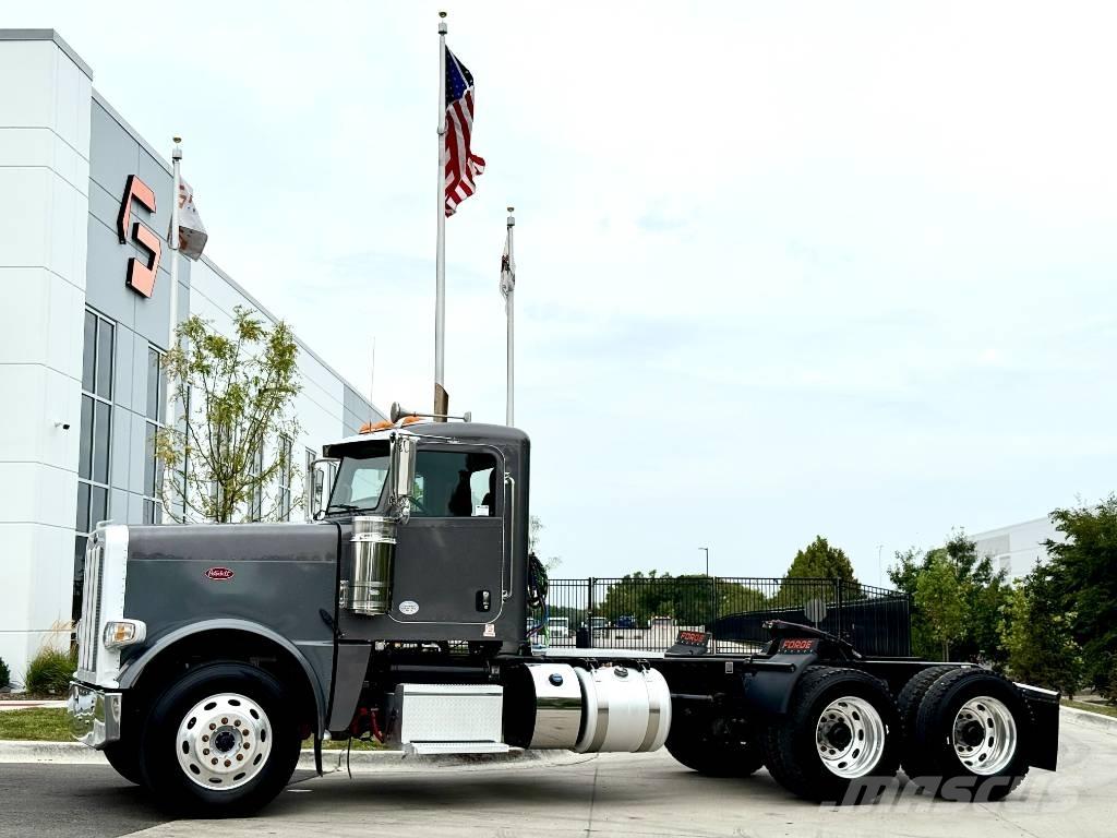 Peterbilt 389 Седельные тягачи