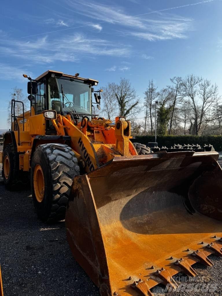 Hyundai HL 960 Фронтальные погрузчики