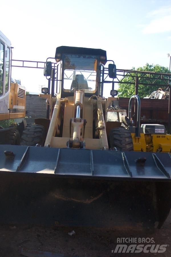 John Deere 544 BJ Фронтальные погрузчики