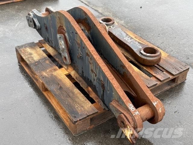 CNH BUCKET LINK Ковши