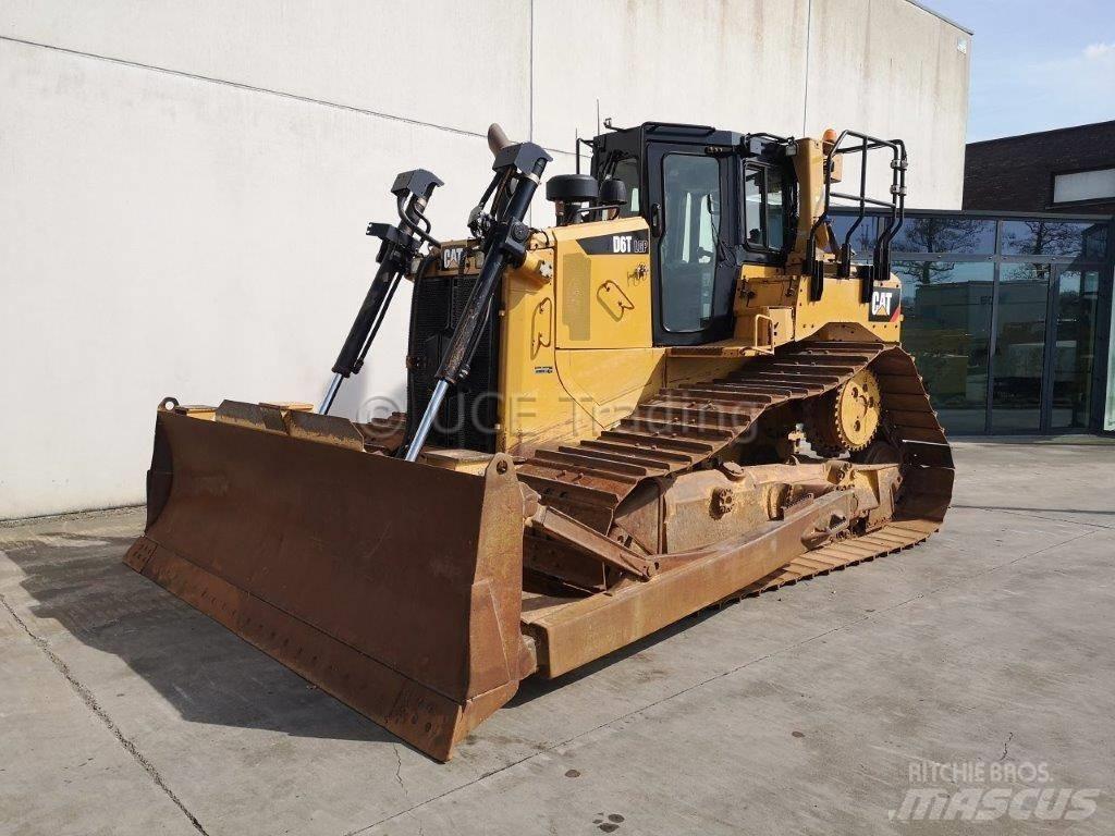 CAT D6T LGP Гусеничные бульдозеры