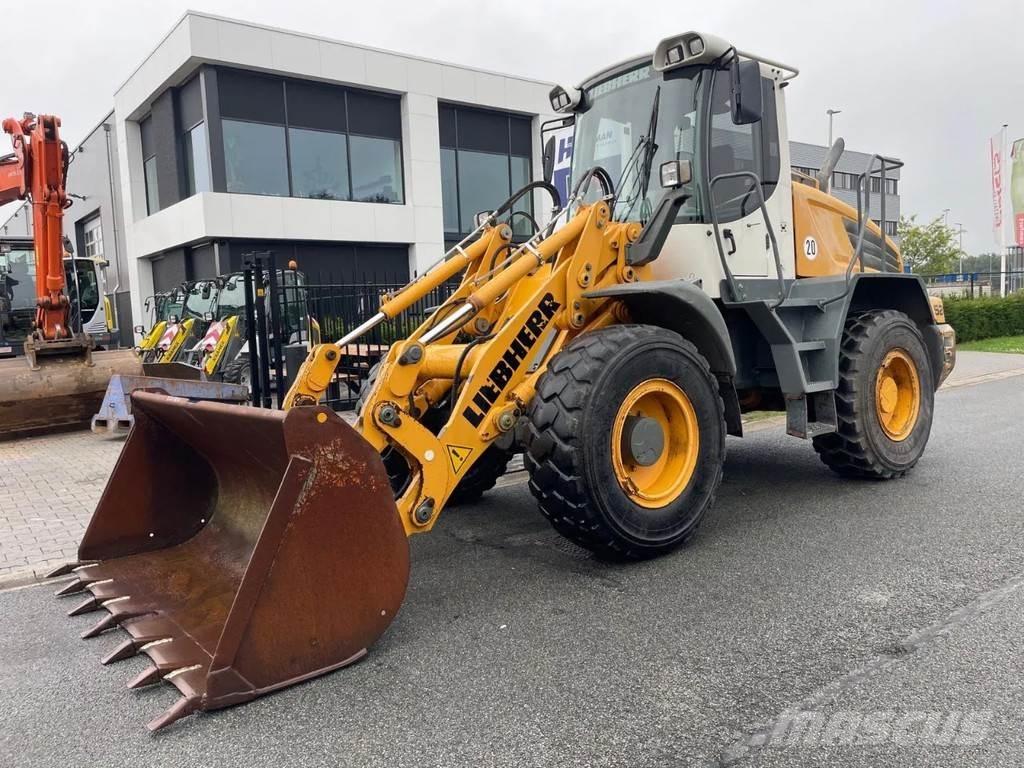Liebherr L524 Фронтальные погрузчики