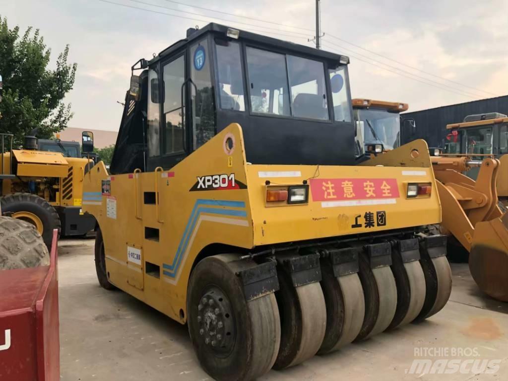 XCMG XP301 Пневматические катки