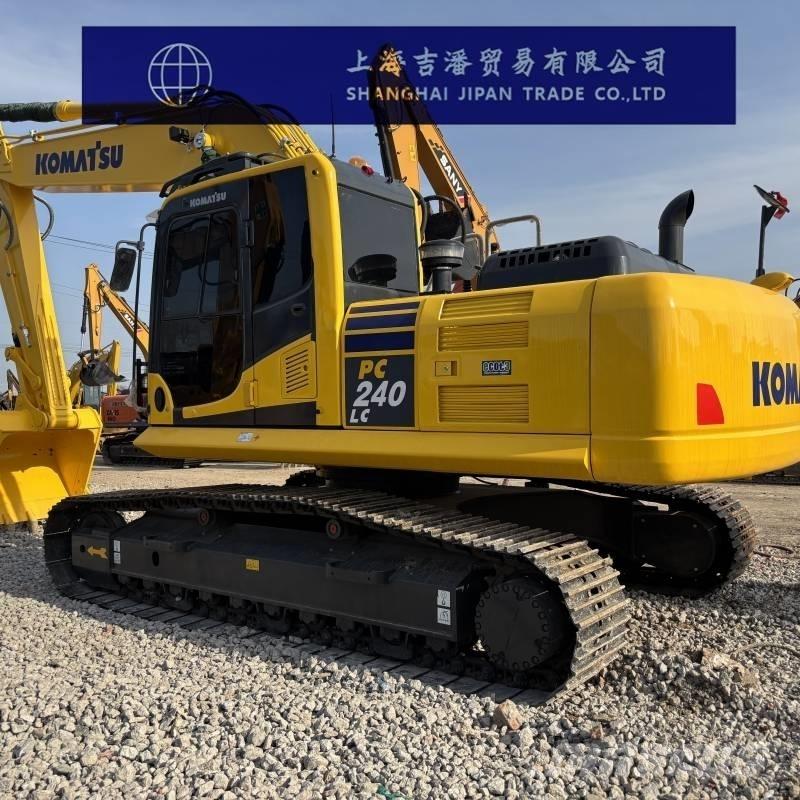 Komatsu PC 240 Гусеничные экскаваторы