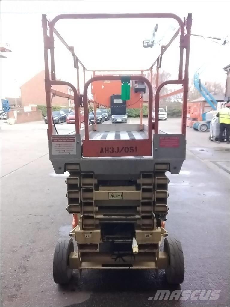 JLG 2646 ES Ножничные подъемники