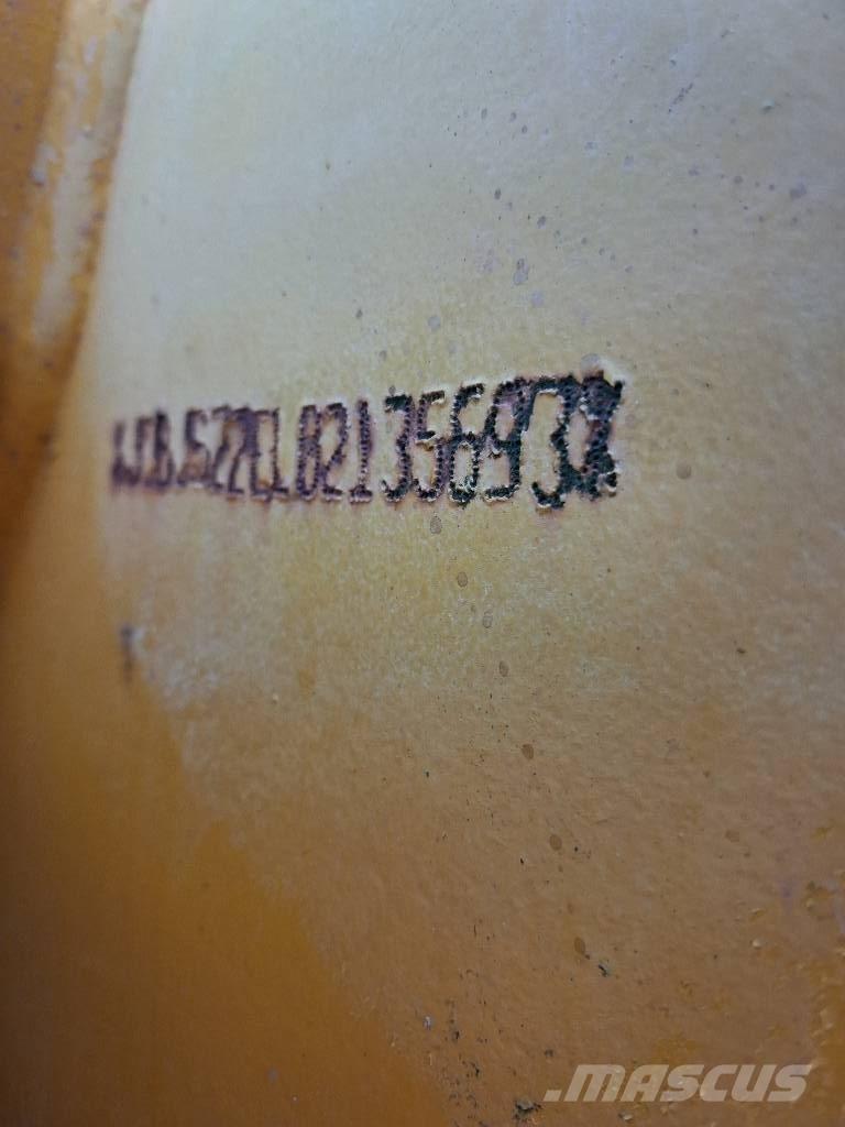JCB JS 220 N LC Гусеничные экскаваторы