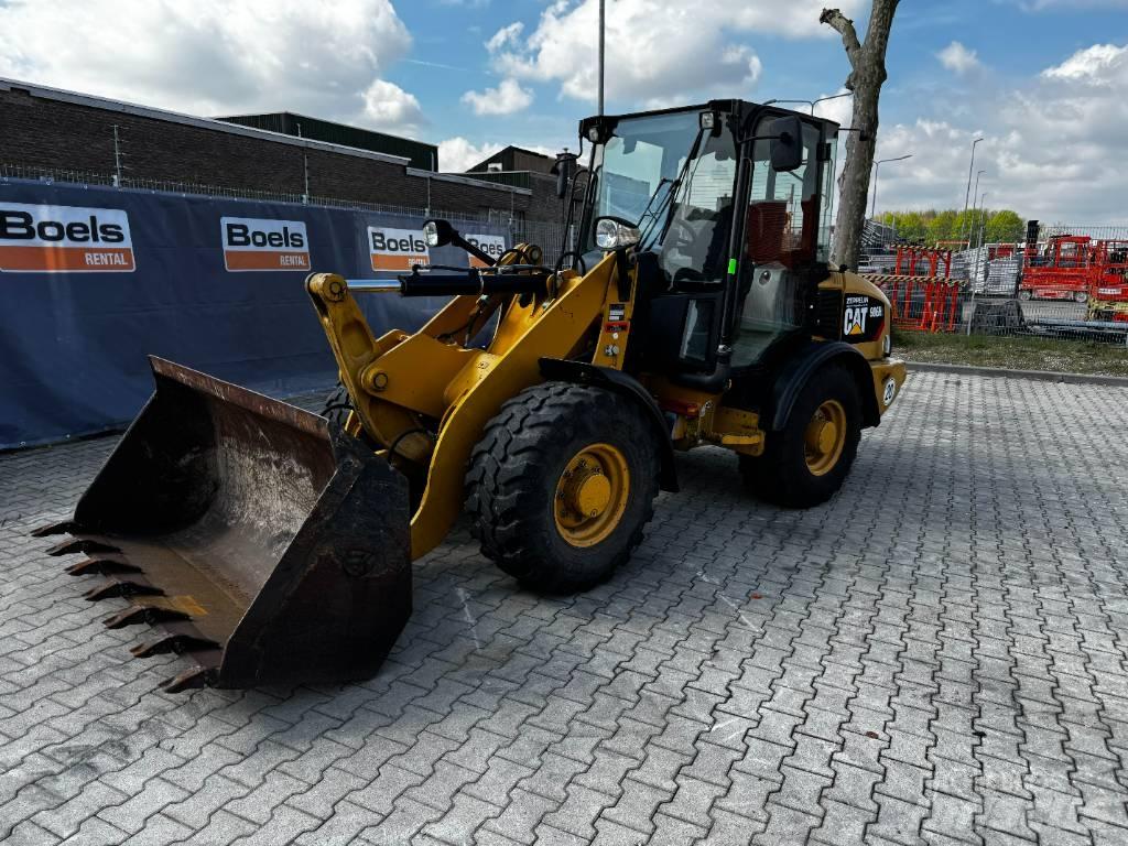 CAT 906H2 Фронтальные погрузчики