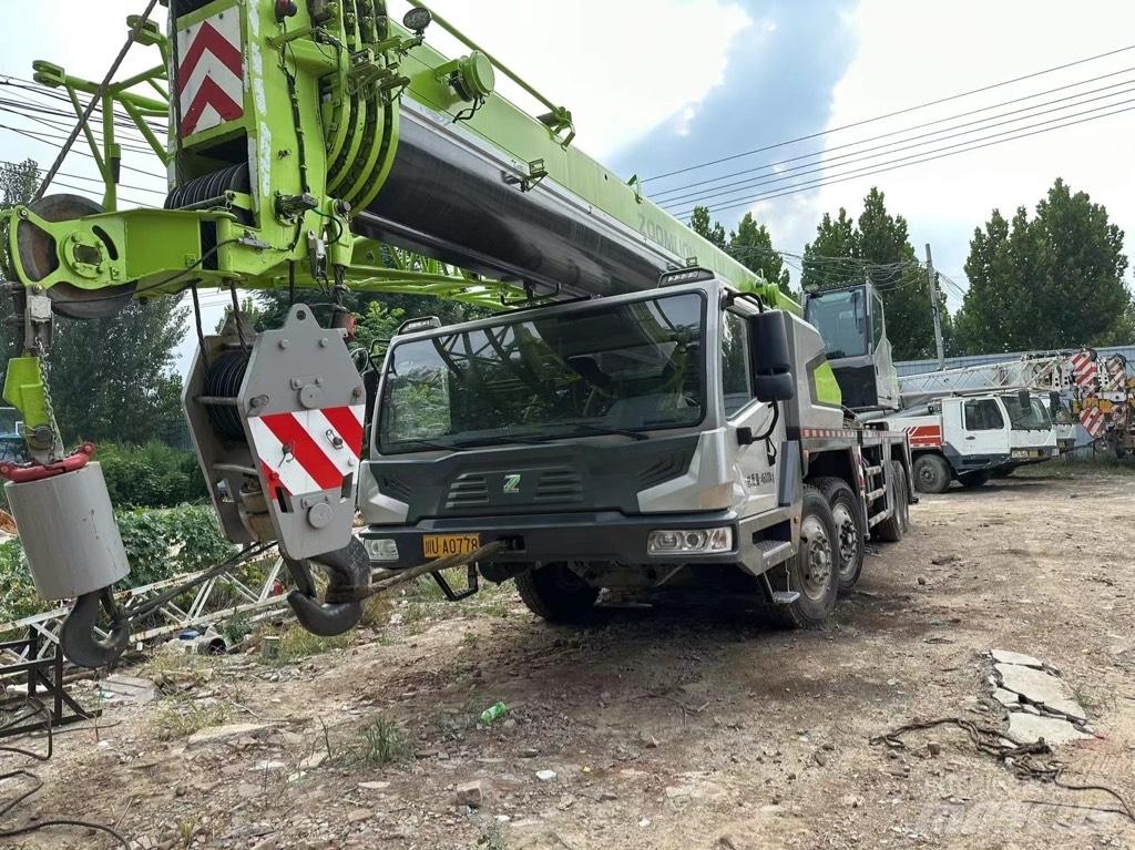Zoomlion ZTC700 Автокраны