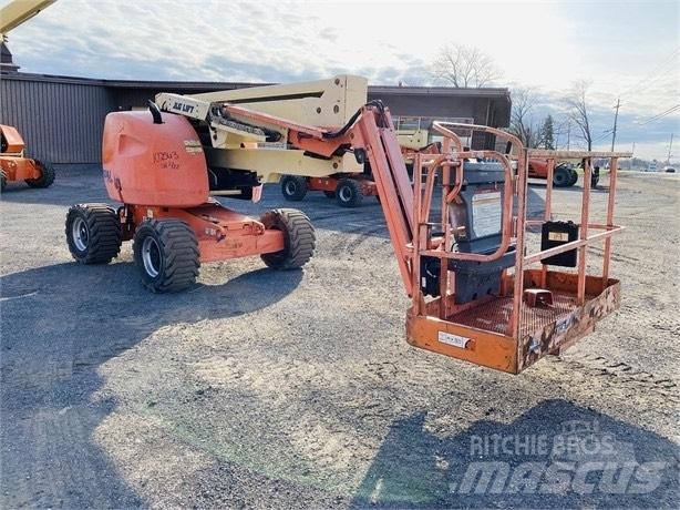 JLG 450 AJ Коленчатые подъемники