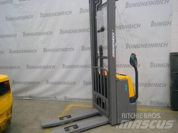 Jungheinrich EJC 112 Ручные штабелёры с электроподъёмом