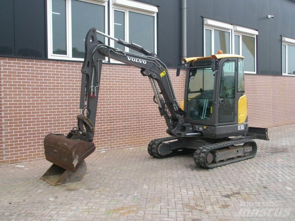 Volvo EC35D Мини-экскаваторы