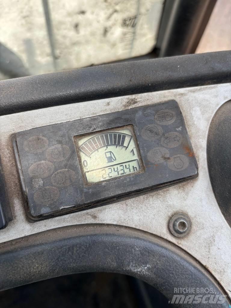 JCB TLT 35 Дизельные погрузчики