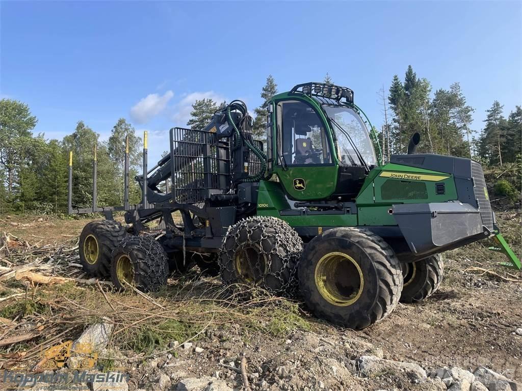 John Deere 1010G Форвардеры