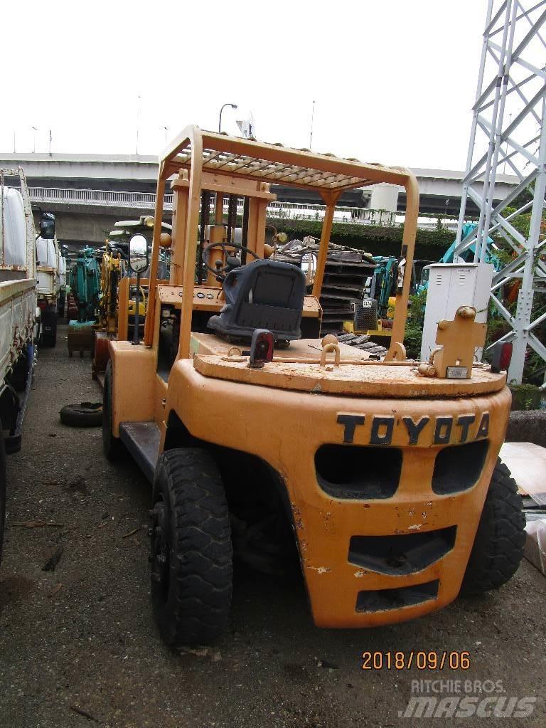 Toyota FG50 Другие складские механизмы