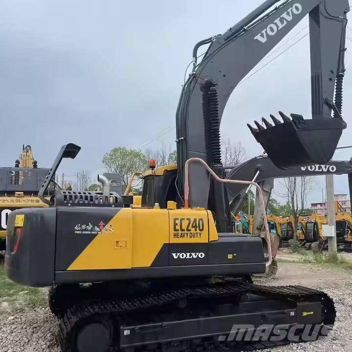 Volvo EC240D Гусеничные экскаваторы